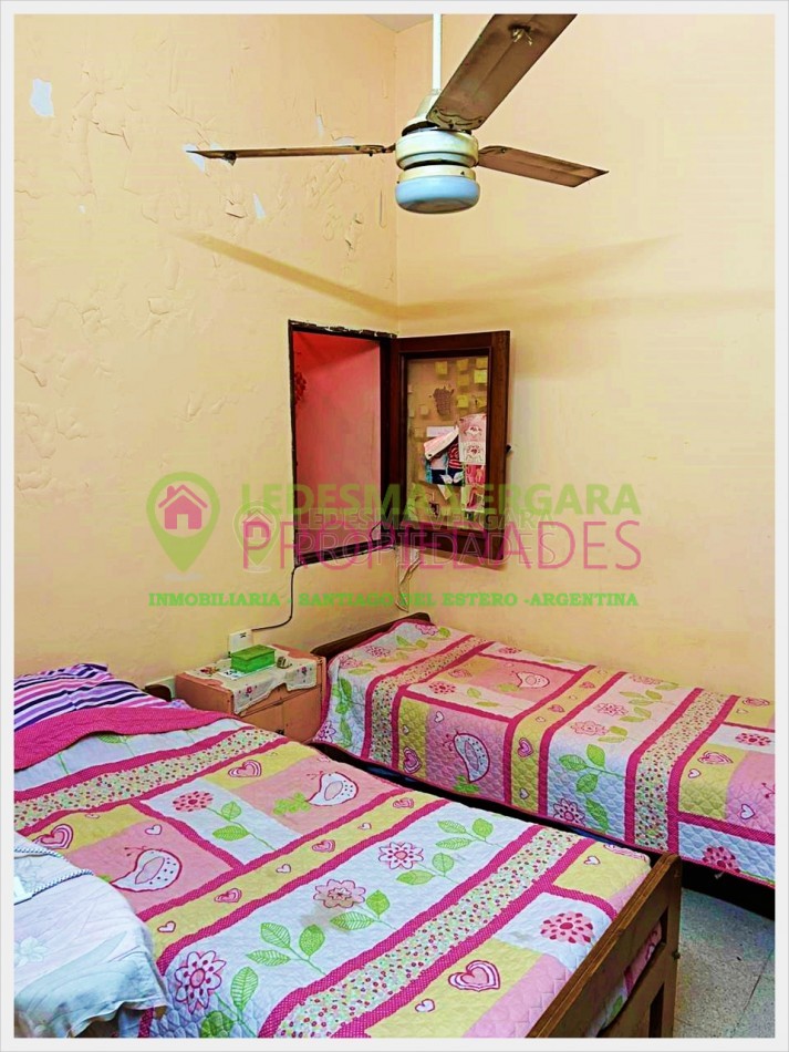 VENTA de CASA en 3 PISOS. 