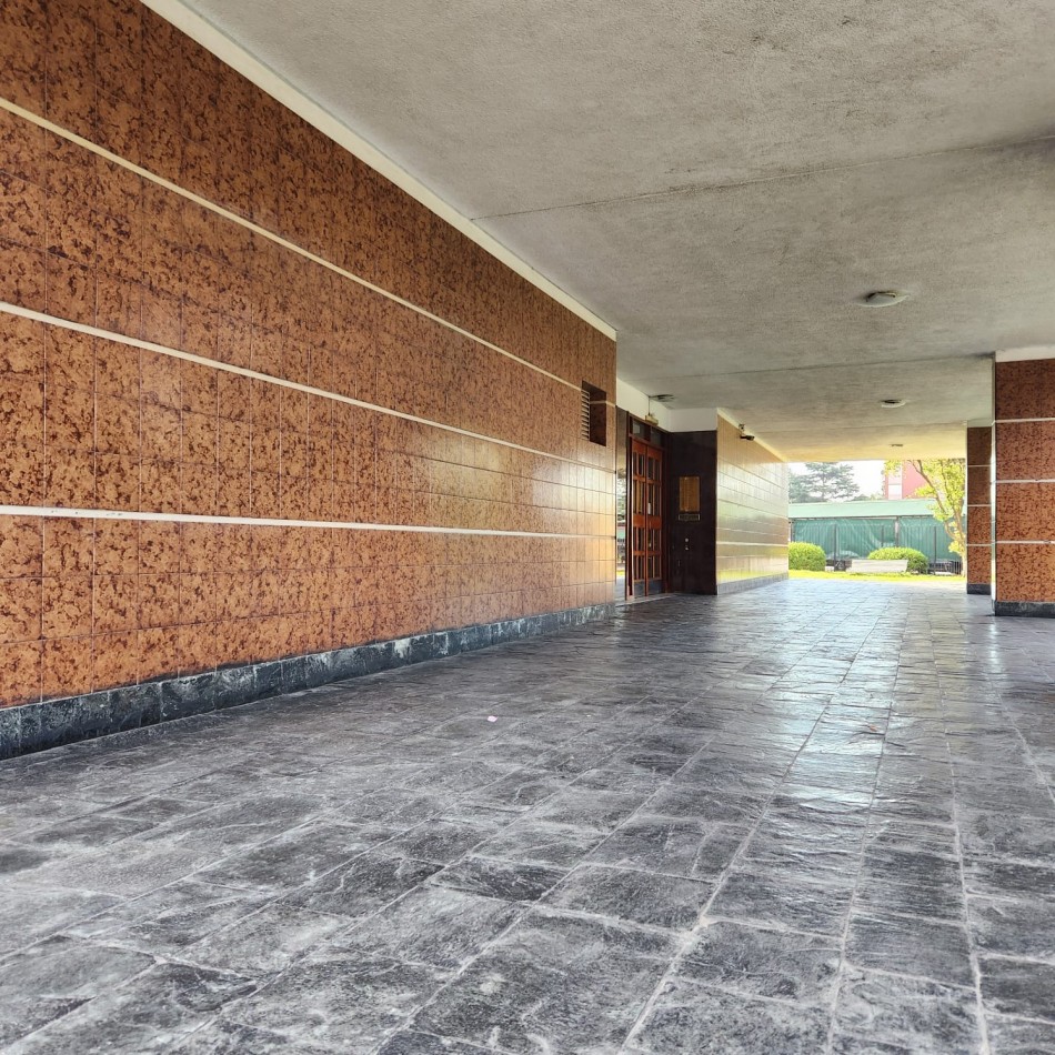 EN VENTA DEPARTAMENTO 4 AMB CON COCHERA BARRIO GRAL PAZ VILLA CELINA ZONA OESTE APTO PRESTAMO