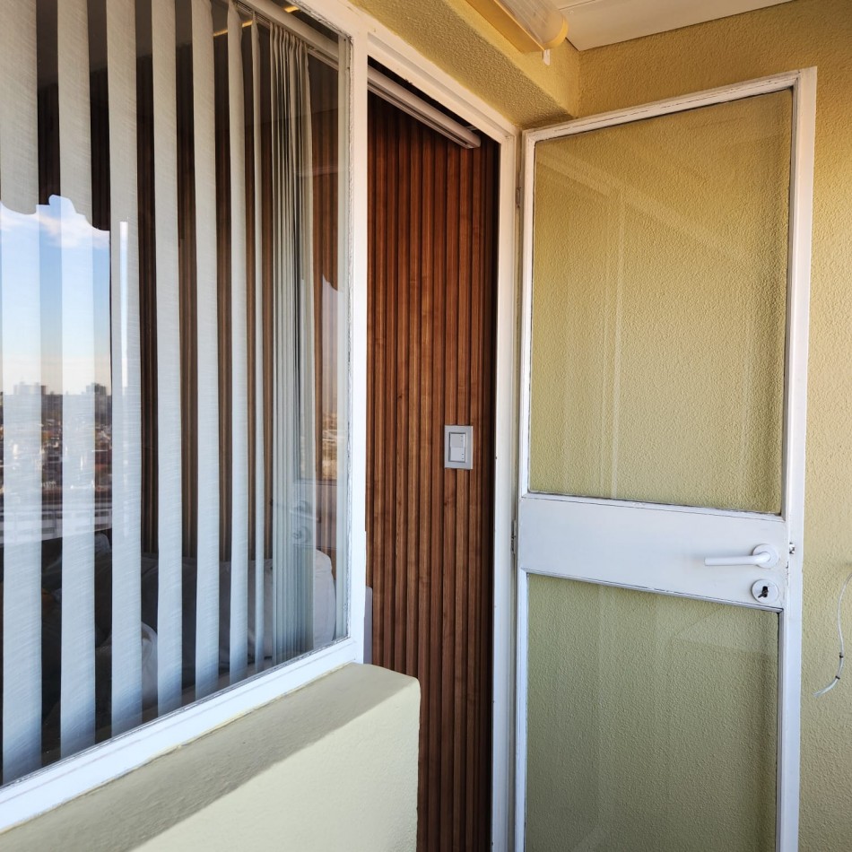 EN VENTA DEPARTAMENTO 4 AMB CON COCHERA BARRIO GRAL PAZ VILLA CELINA ZONA OESTE APTO PRESTAMO