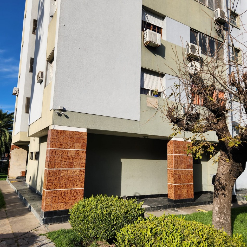 EN VENTA DEPARTAMENTO 4 AMB CON COCHERA BARRIO GRAL PAZ VILLA CELINA ZONA OESTE APTO PRESTAMO